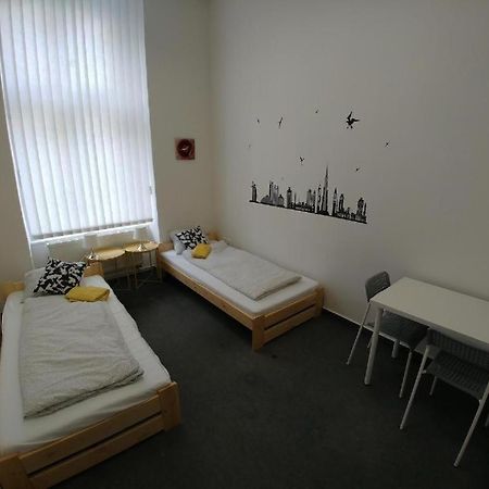 Rooms Veveri - Uvoz, 10 Min Peski Do Centru Brno Exteriör bild