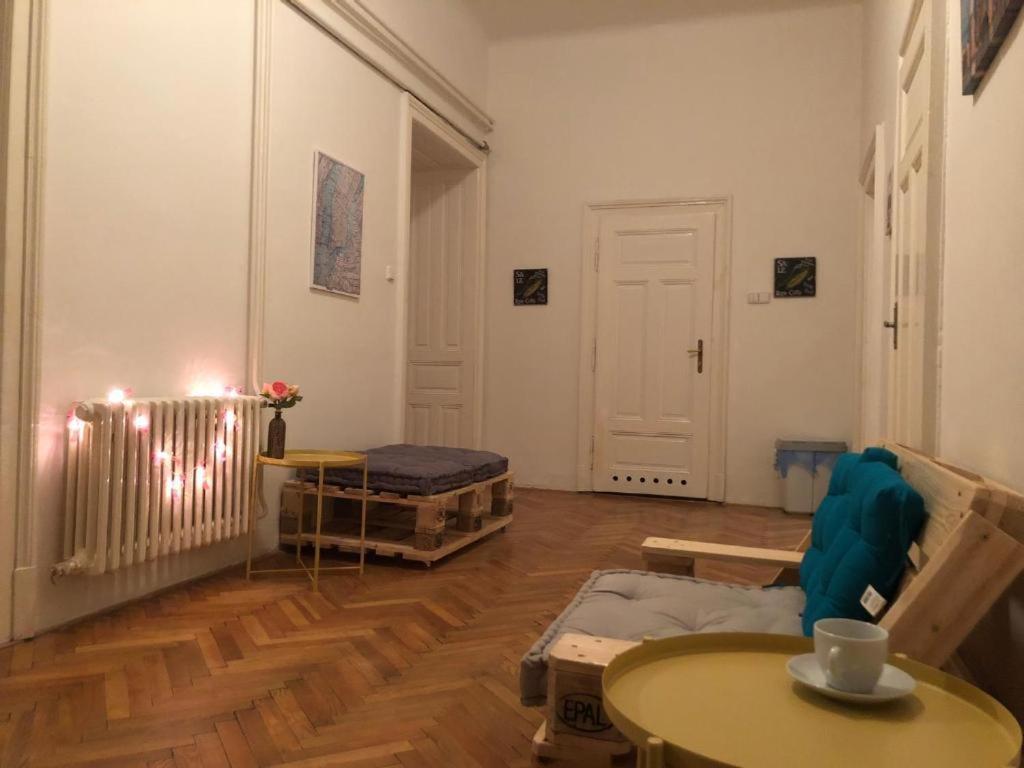 Rooms Veveri - Uvoz, 10 Min Peski Do Centru Brno Exteriör bild