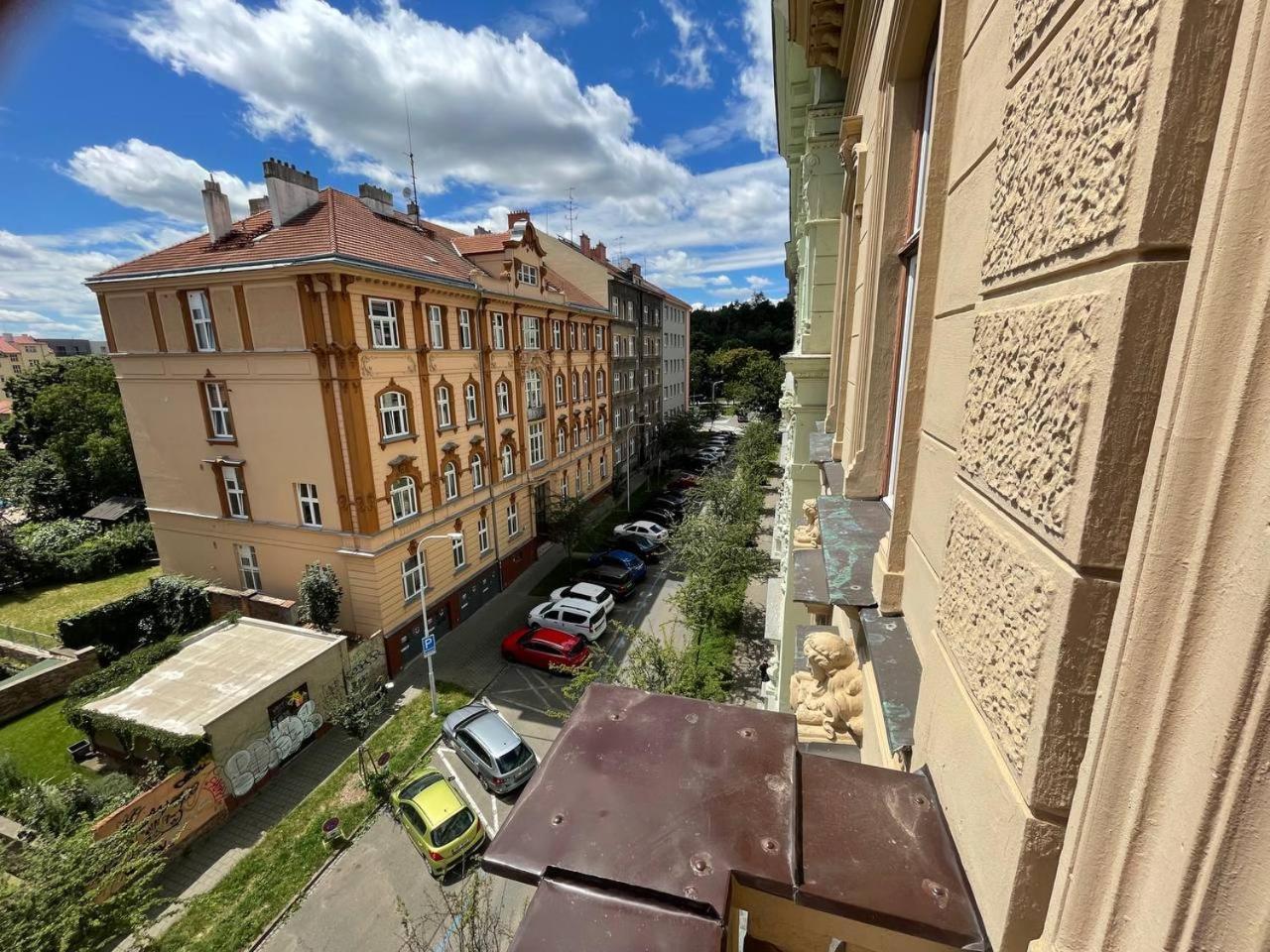 Rooms Veveri - Uvoz, 10 Min Peski Do Centru Brno Exteriör bild