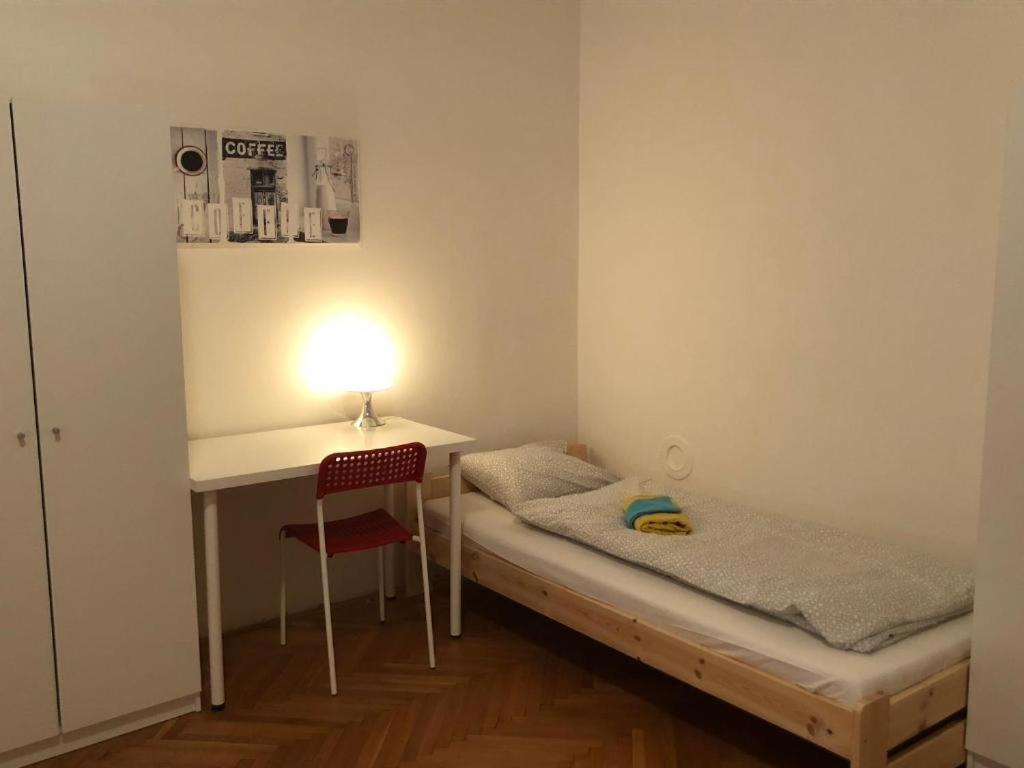 Rooms Veveri - Uvoz, 10 Min Peski Do Centru Brno Exteriör bild