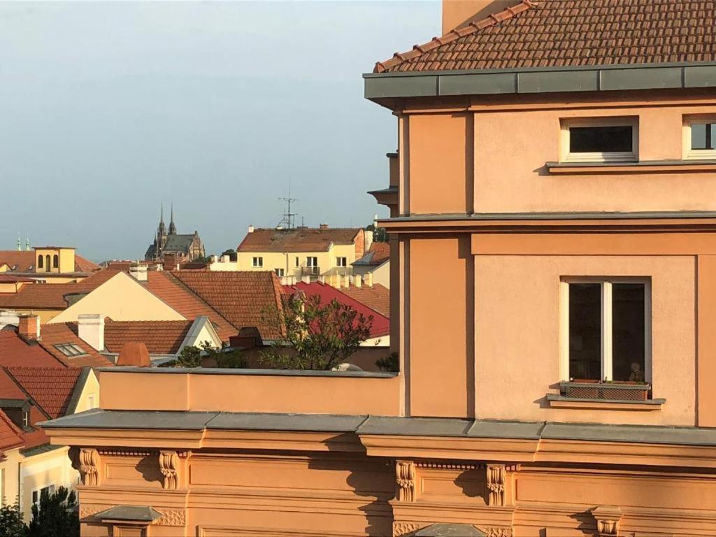 Rooms Veveri - Uvoz, 10 Min Peski Do Centru Brno Exteriör bild